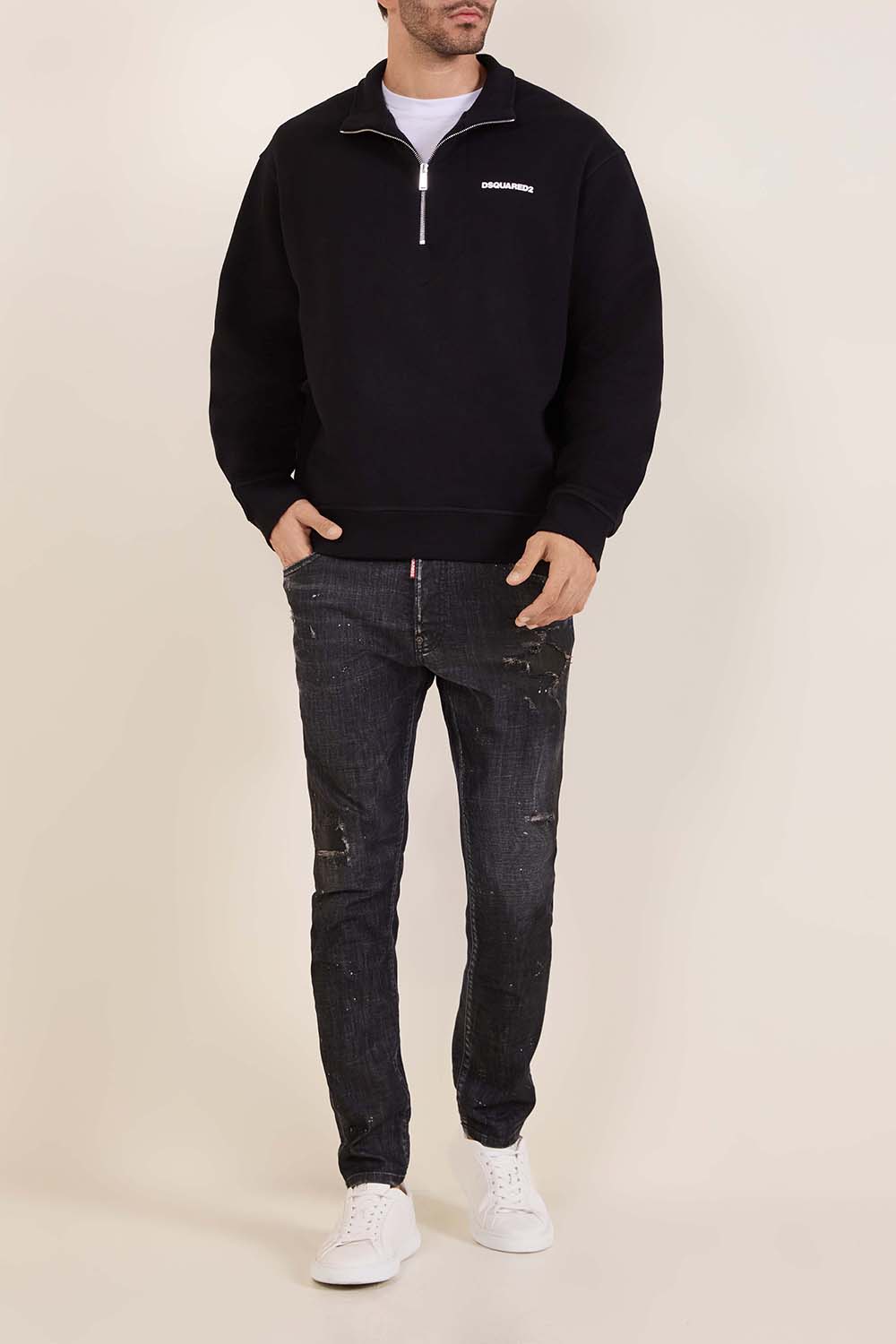 תמונת כל הלוק של סווטשירט